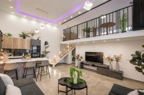 Suite Dreams I